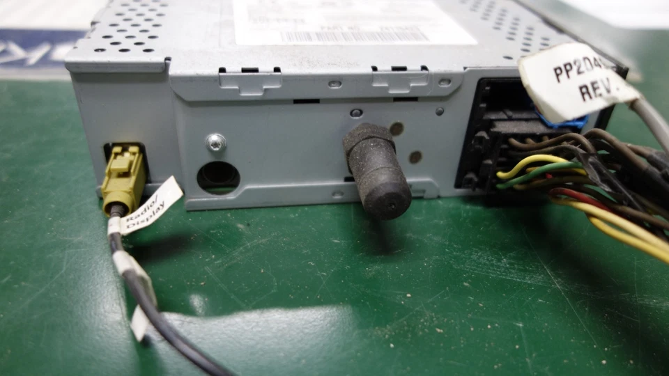 PACCAR Delphi DEA500 ConcertClass Radio pp105266-5401131 - Image 4 of 4