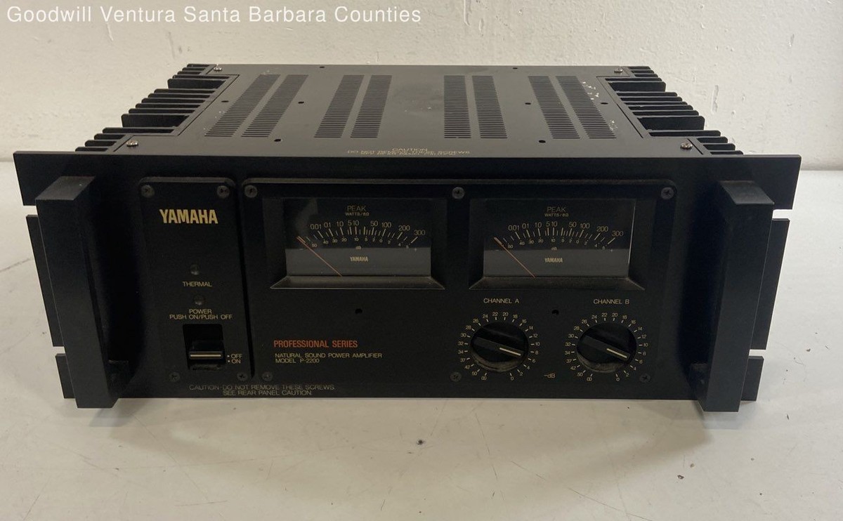 YAMAHA Professional Series Natural Sound Power Amplifier, Model P