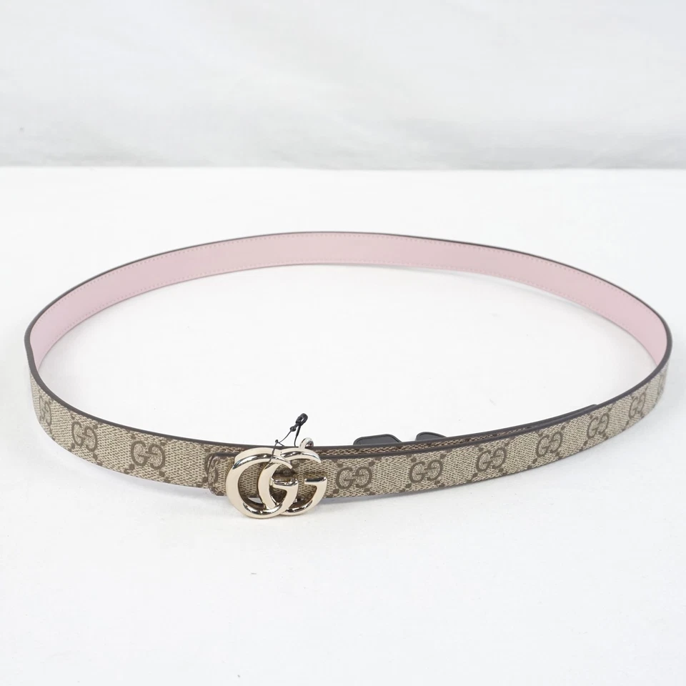 Cinto Feminino Gucci Reversível GG Marmont Couro Fino Bege/Rosa - Gucci 95