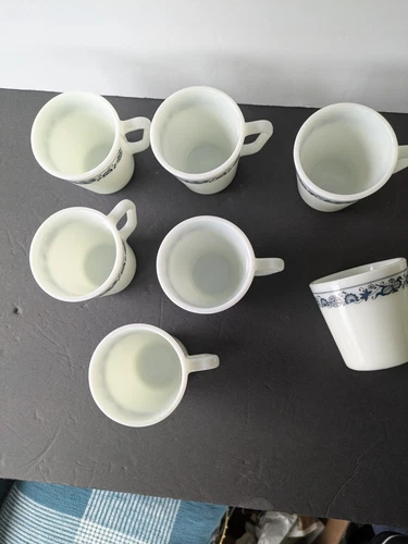 Vintage Lot of 7 Pyrex Milk Glass Old Town Blue Onion Coffee Cups Mugs 1410