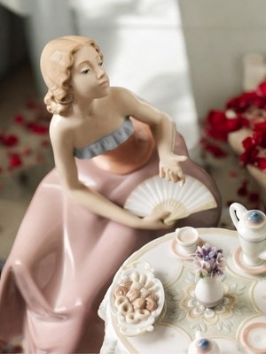 Lladro 01001759 Lladro Tea in The Garden Women Sculpture Limited