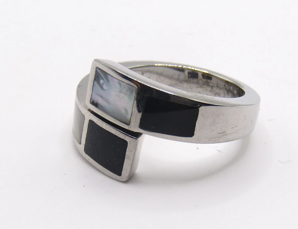 Unique Stainless Steel Black Onyx Mother of Pearl Inlaid By-Pass Ring Sz 6 - Image 2 of 4
