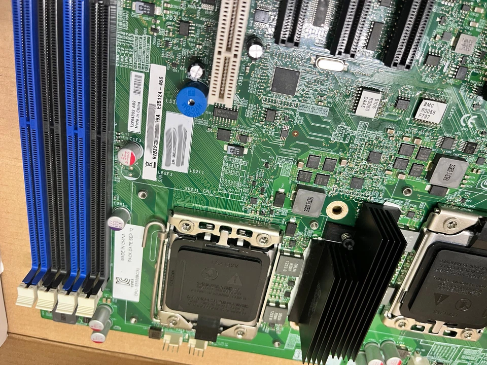 Intel placa 5500HCV NUEVA- NEW - Imagen 3 de 4