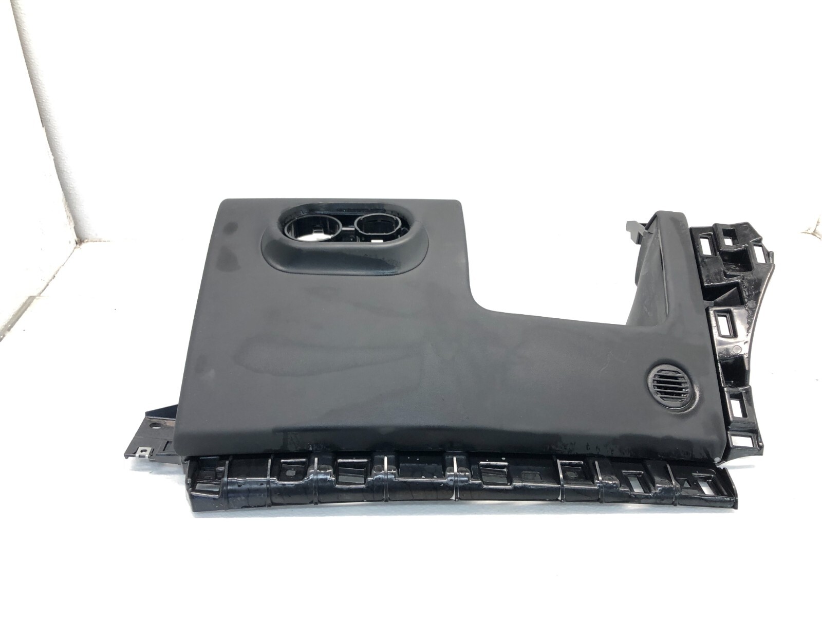 2017-2020 MASERATI LEVANTE LEFT DRIVER FRONT DASH LOWER KNEE TRIM PANEL OEM