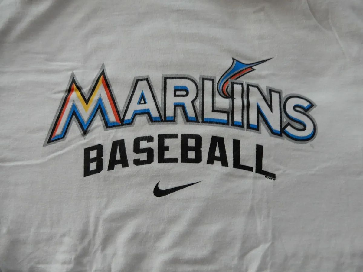 Nike - Miami Marlins - Marlins Baseball - White T-Shirt - X-Large -  Pre-Owned