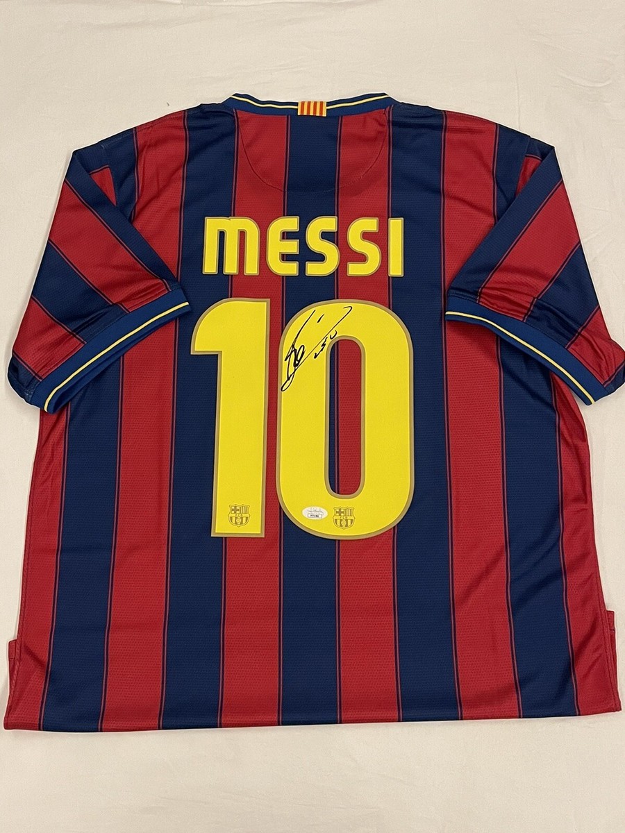 FC Barcelona キャプテンマーク Messi resizedcrop-