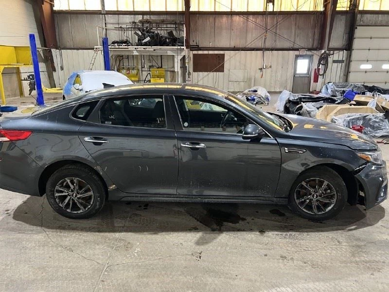 Parasol interior izquierdo conductor delantero Kia Optima 2018-2020 852012G010J7 Foto 3 de 4