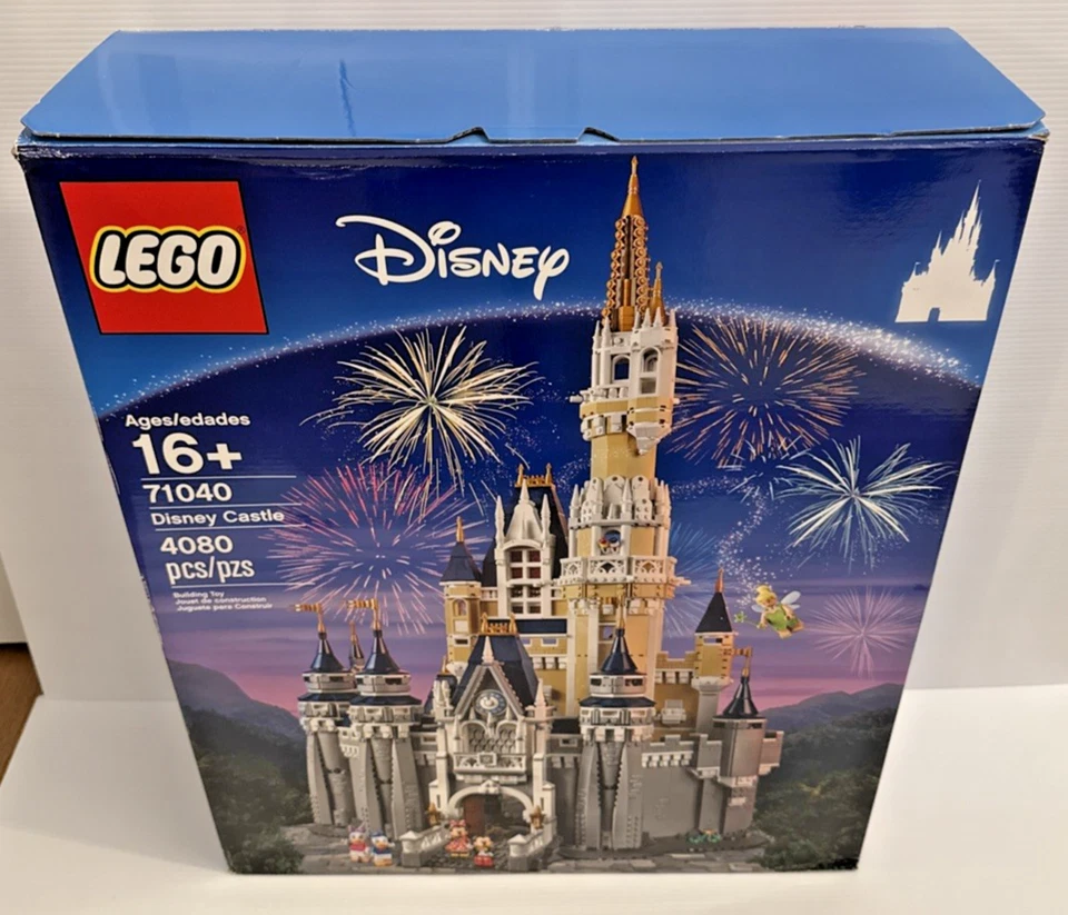 LEGO Set 71040 - The Disney Castle - 100% Complete w/Box, Instructions & Minif's - Image 4 of 4