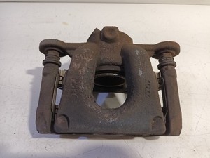 BMW 1 Series Bremssattel vorne links 2004-2011  N45-B16A