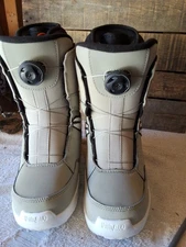 ThirtyTwo x Crab Grab Lashed Boa Snowboard Boots Youth Size 4 