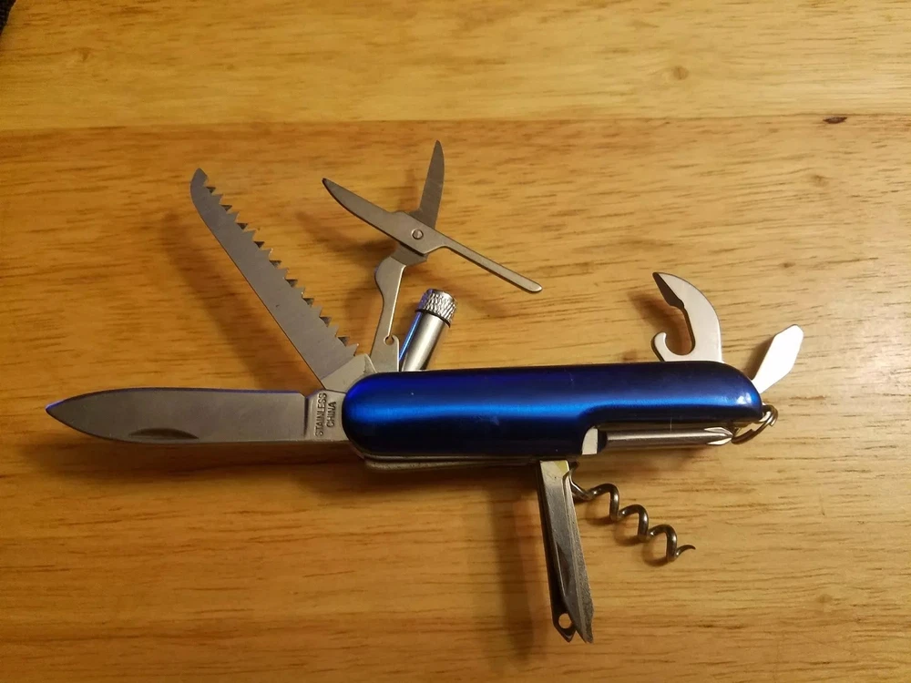 Multi tool knife with sheath