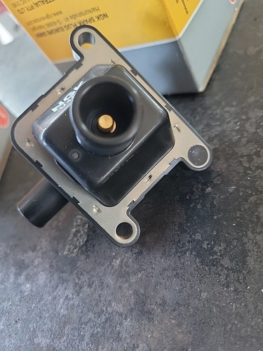 BOBINA D'ACCENSIONE NGK U4004 48104 PER ALFA ROMEO GTV SPIDER 156 166 147 GT - Imagen 6 de 8