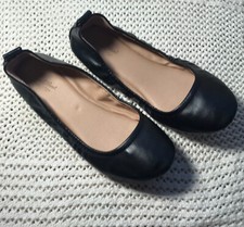 Universal Thread Ballet Flat Black Size 6