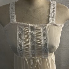 Vtg nice and easy Lace trim Nightgown Slip Lingerie size small maxi