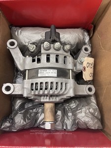 DENSO 2119210 Alternator