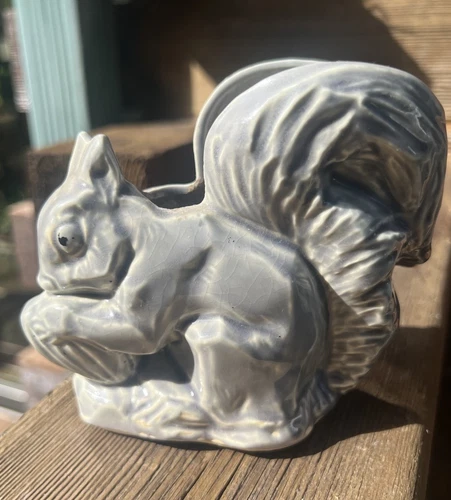 McCoy Pottery Grey Squirrel Planter 4.25”x5”x2.5”