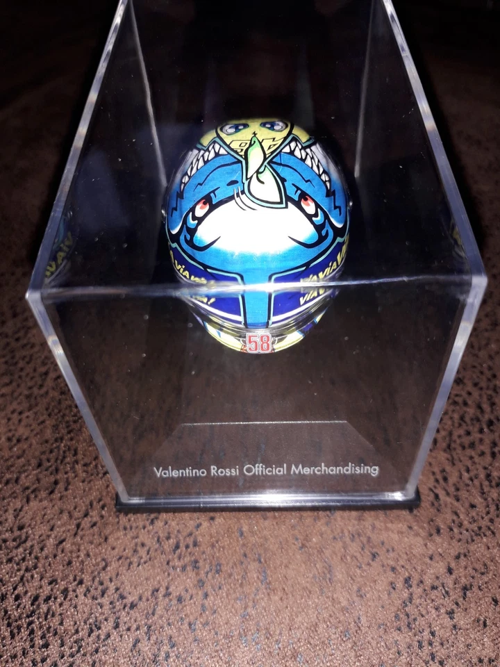 HELMET CASQUE VALENTINO ROSSI MISANO 2015 MOTO GP 1/8 MINICHAMPS - Photo 3/4
