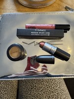 Mac Make Up Gift Set