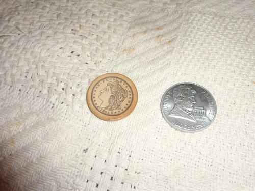 lot of 2 numismatics tokens see discription