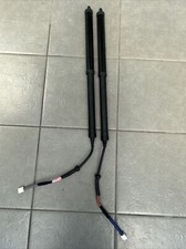 SET COPPIA STIVALI PORTELLONE POSTERIORE X BENZINA MK1 LH 68920-76010 RH 68910-76010-76010 