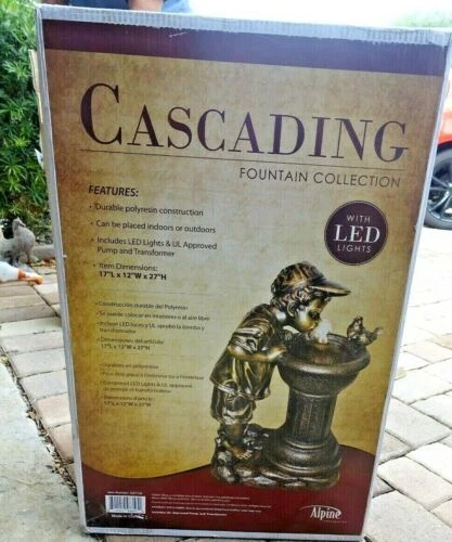 Niño/Querubín fuentes al aire libre Marrón