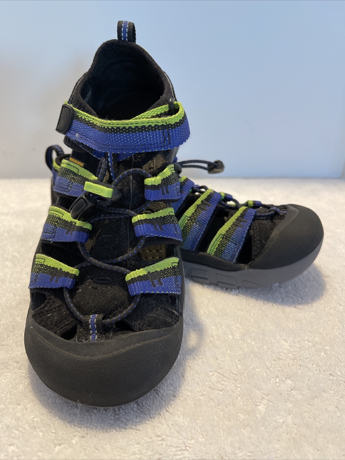 Scarpe da trekking impermeabili Keen Newport taglia 4 blu e verde