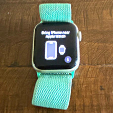 Apple Watch Series SE 2nd Gen Starlight 40 mm Silver Aluminum Case Teal Band