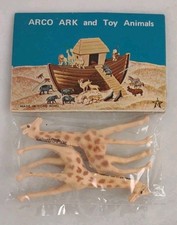1970s ARCO NOAH'S ARK Giraffes 2 piece Plastic Animals Playset NOS SEALED