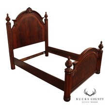 Thomasville Kent Park Queen Size Mahogany Bed