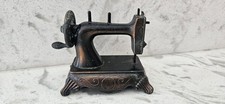 Vtg 1970s Miniature Die Cast Metal Pencil Sharpener Sewing Machine 2.5" Playme