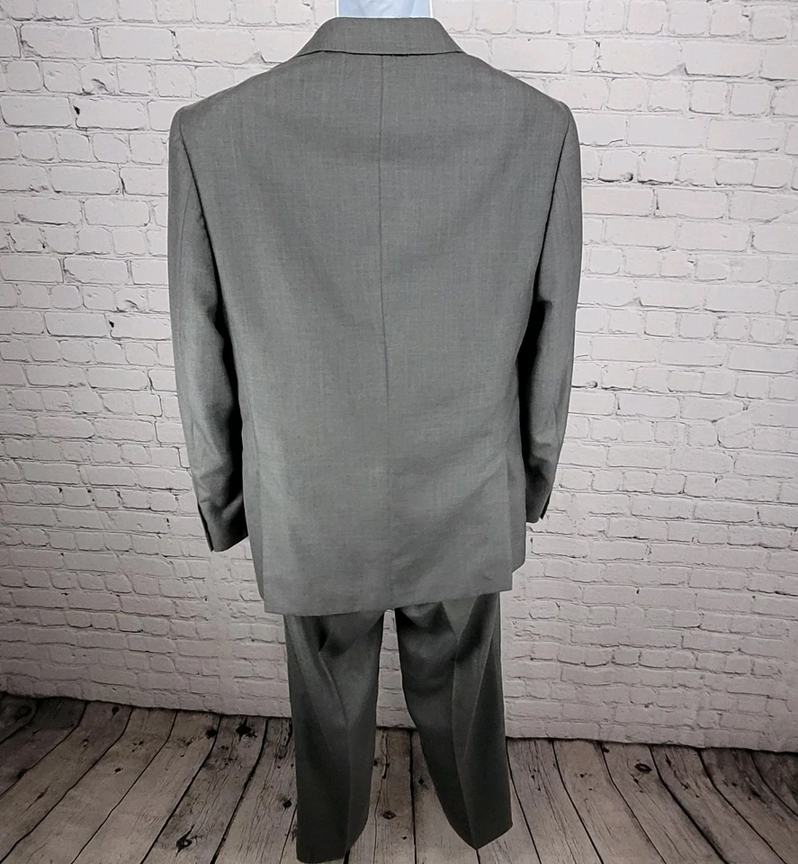 J. Ferrar Gris Calce Moderno Completo 2 Piezas Traje Chaqueta Pico Talla 36R Pantalones 29x30 Foto 2 de 4