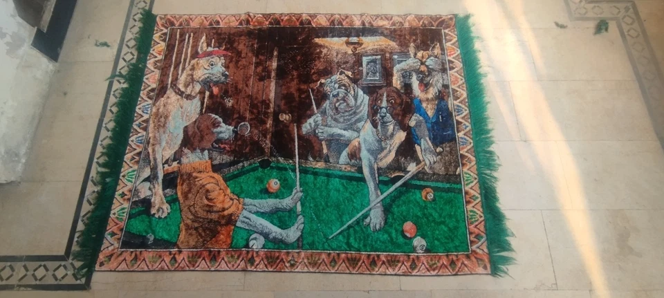 Carpet Rug 4x5 ft Vintage Style Decorative Floor rug Unique design Wall Tapestry - Image 3 of 4