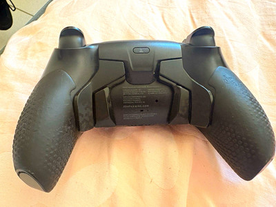 SCUF reflex pro Controller für Sony PlayStation 4,5,Schwarz, inkl. USB-Kabel