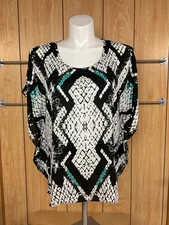 Pure Energy Women’s Black & White Batwing Sleeves Rounded Neckline Blouse Size X