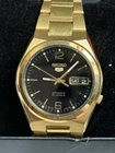 Seiko 5 Automatic 21 Jewels Day/Date Black Dial Gold Tone Bracelet 38mm