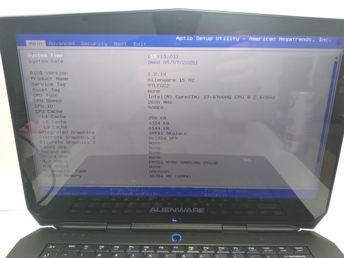 Alienware 15 R2 w/i7-6700HQ, 16GB RAM, 256GB SSD Gaming Laptop for Repair #0193 - Picture 2 of 11