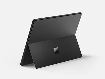 Microsoft Surface Pro, Copilot+ PC - Eli/64/1TB - Black - Picture 3 of 5
