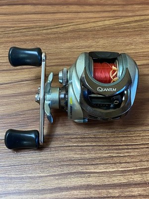 SUPER CLEAN SMOOTH Quantum Baitcasting Reel Model AV770CX 7.0:1 REBUILT