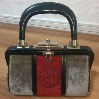 Roberta di Camerino Bagongi Handbag Gray Red Cotton velvet Clasp Silver