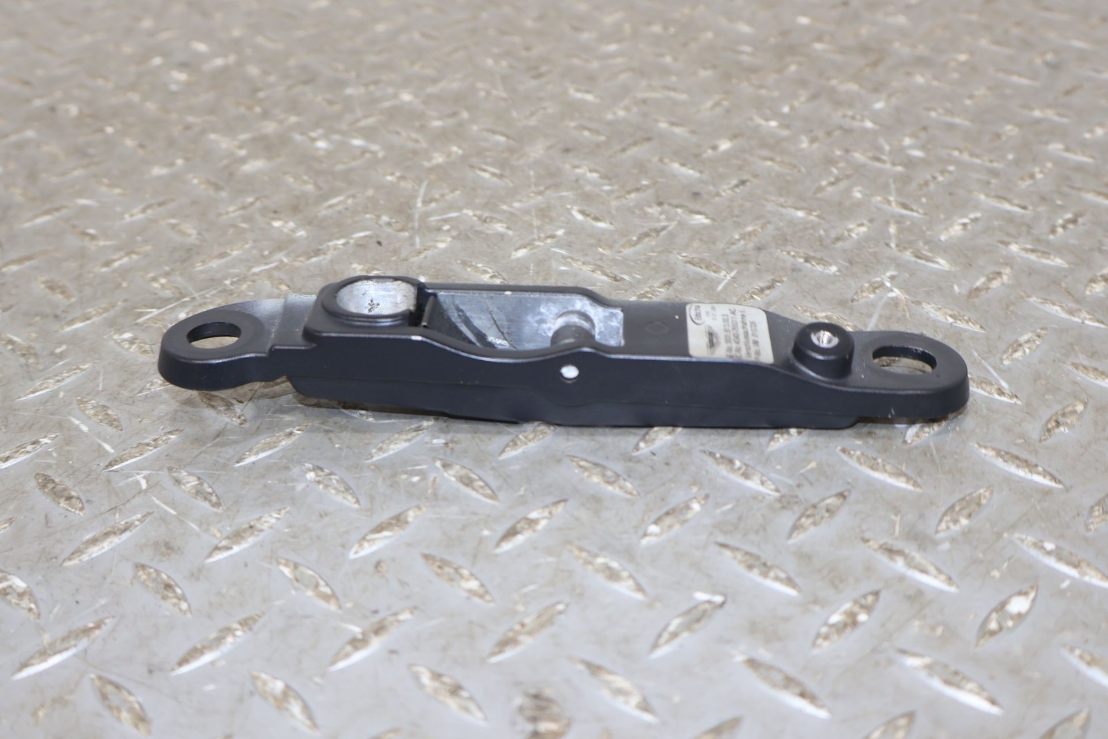 09 Aston Martin V8 Vantage Pair LH&RH Convertible Top Latches (Windshield Mount)