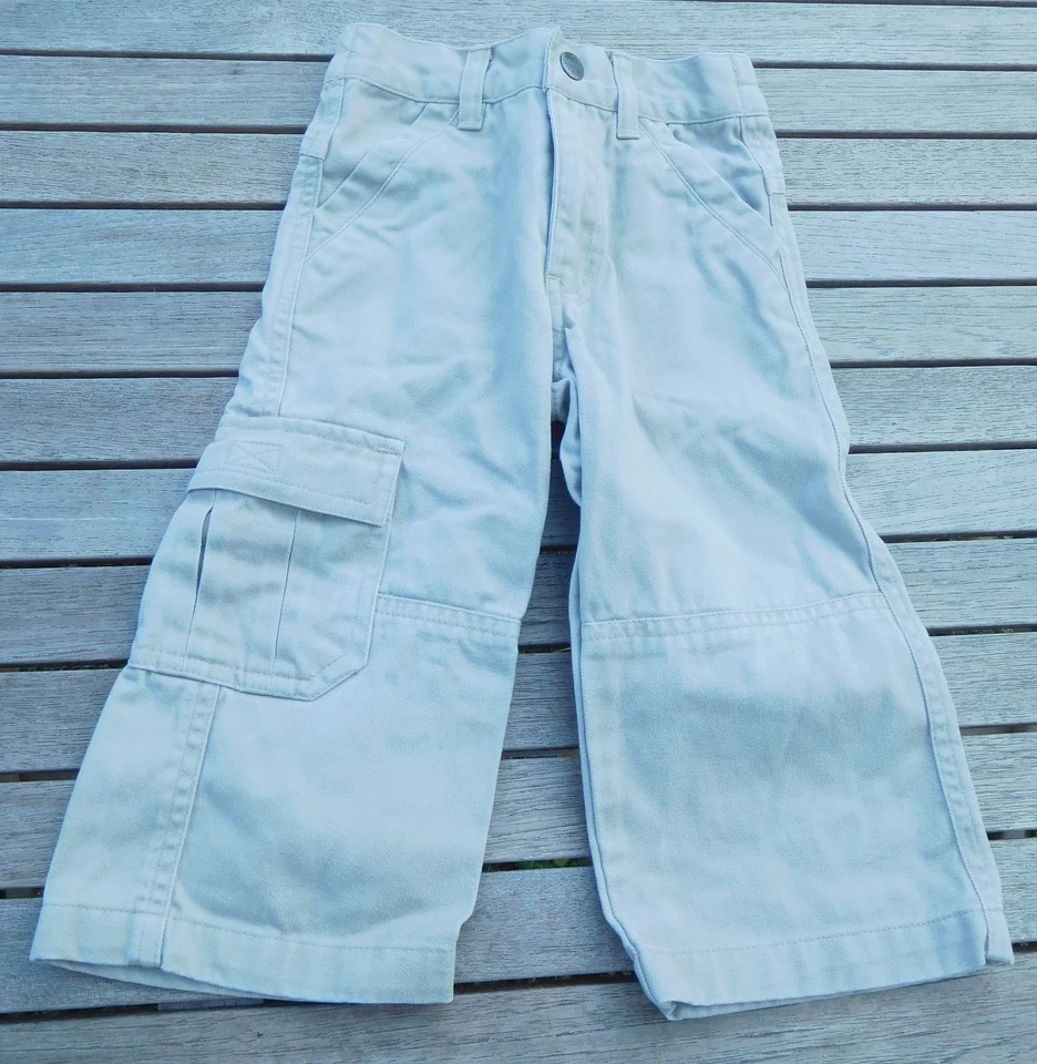 beige Kinderhose Jeans Gr. 80 ungetragen