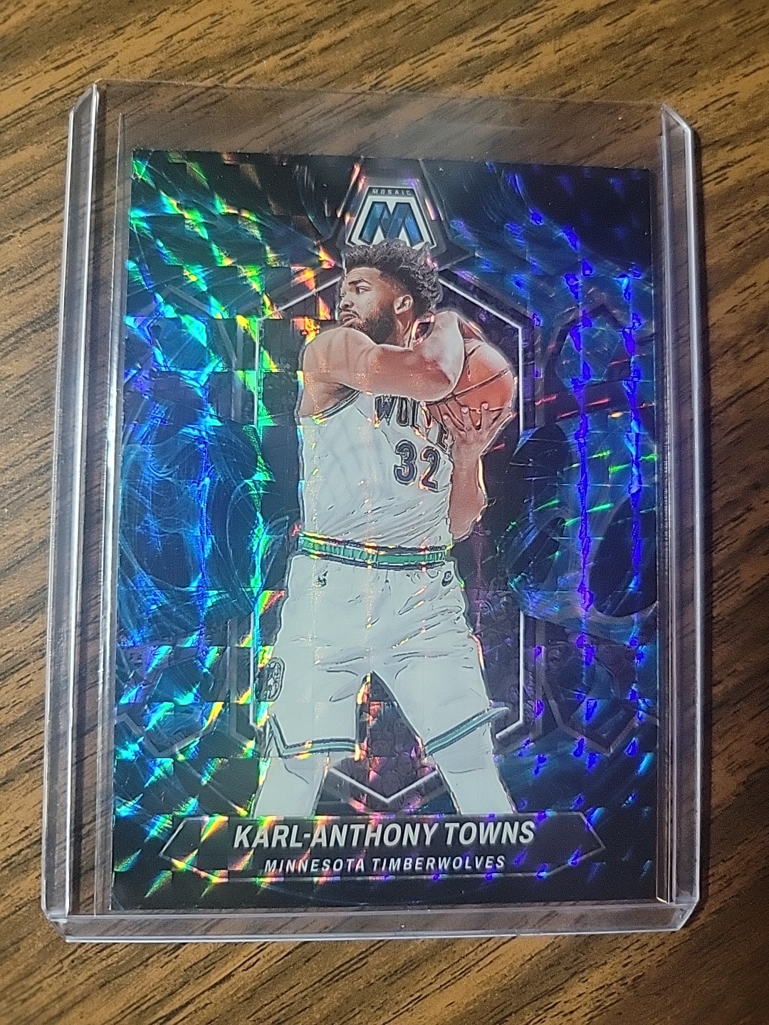 Karl-Anthony Towns 2023-24 Panini Mosaic #78 Genesis SSP Prizm