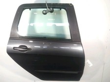 Porte arrière et accessoires Peugeot 104