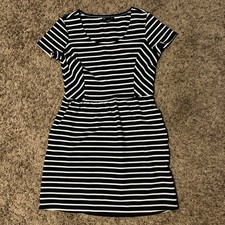 Gap Women's Size XS Navy Blue White Striped Short Sleeves Stretch Dress