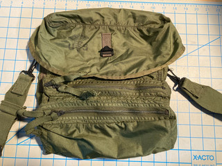 US Army Vietnam Medic Medical Nylon Bag Right No. 3 DSA 72 Strap