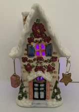 Beautiful Decorative Ceramic House Tea/LED Light Holder Absolutely Stunning EUC