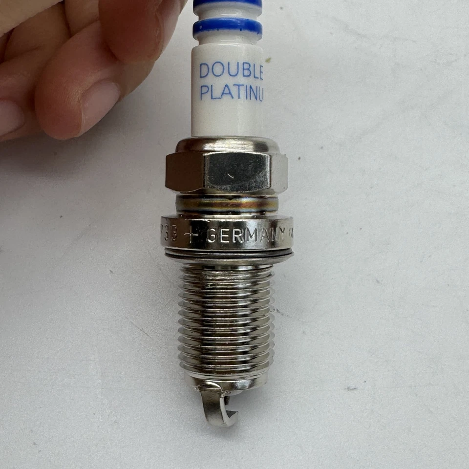 6X Bujías BOSCH FR8DPP33 para Mercedes C320 C240 E320 S430 CLK320 CLK430 Foto 3 de 4