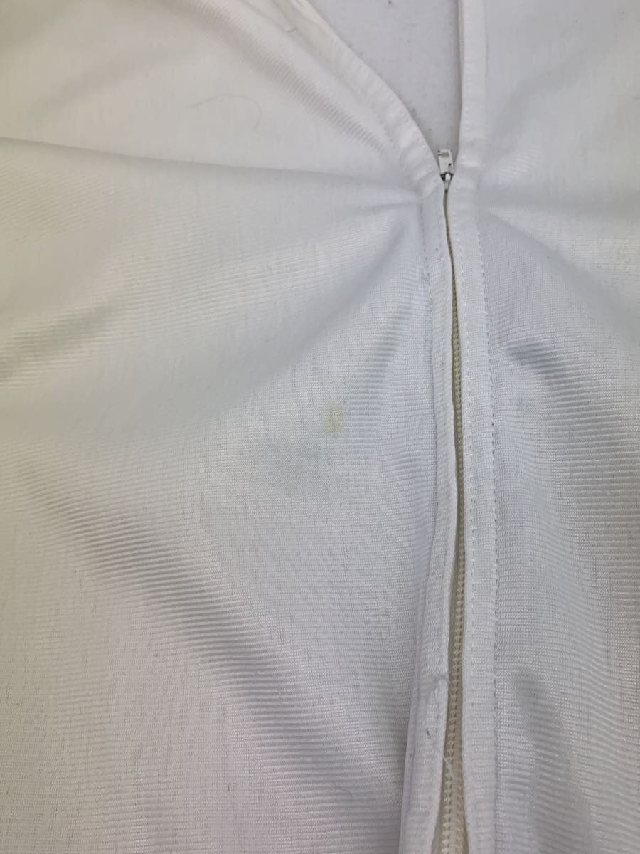 black polyester jacket with needles - image 7