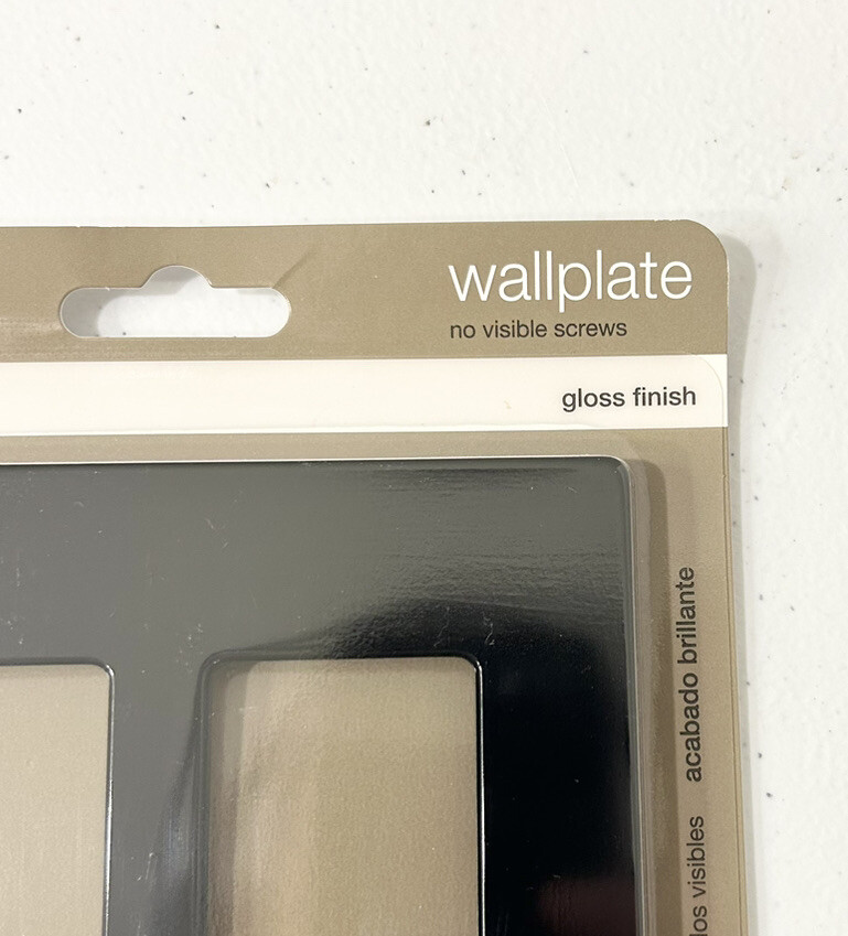 Lot of 2 Lutron Claro 2 Gang Decorator Wallplate, CW-2-BL, Black / No See Screws