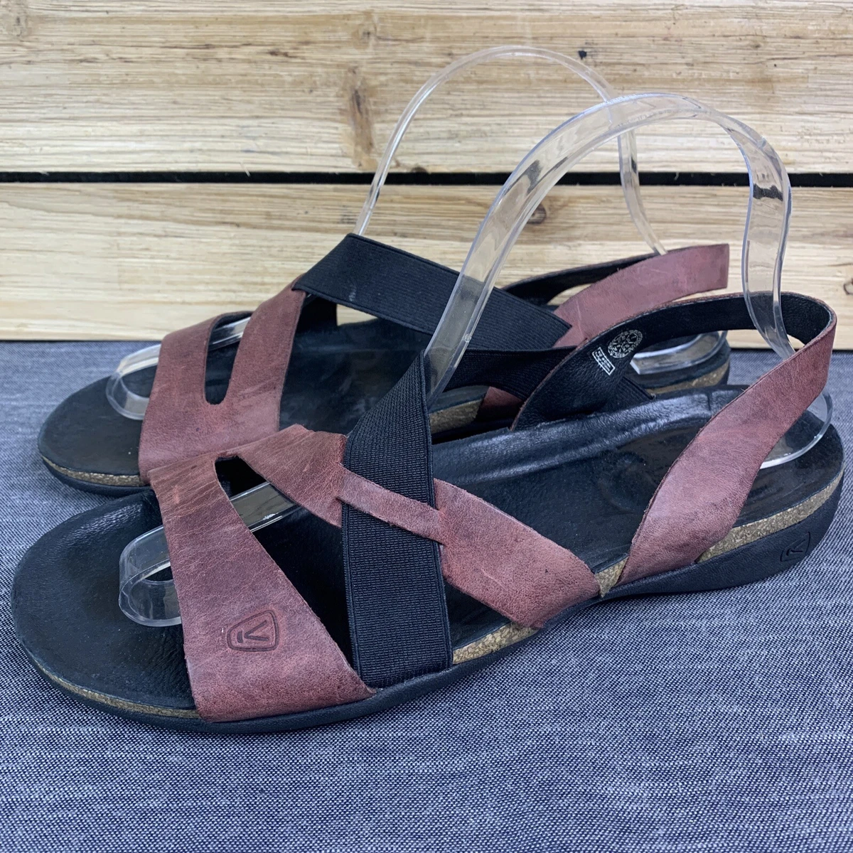 Keen Dauntless Womens US 8 Athletic Slingback Strap Hiking Sandal Shoe Black Red